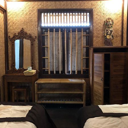 1Bd Guest House In Family Compound1, 15 Minute Walk To Yoga Barn Ubud Extérieur photo