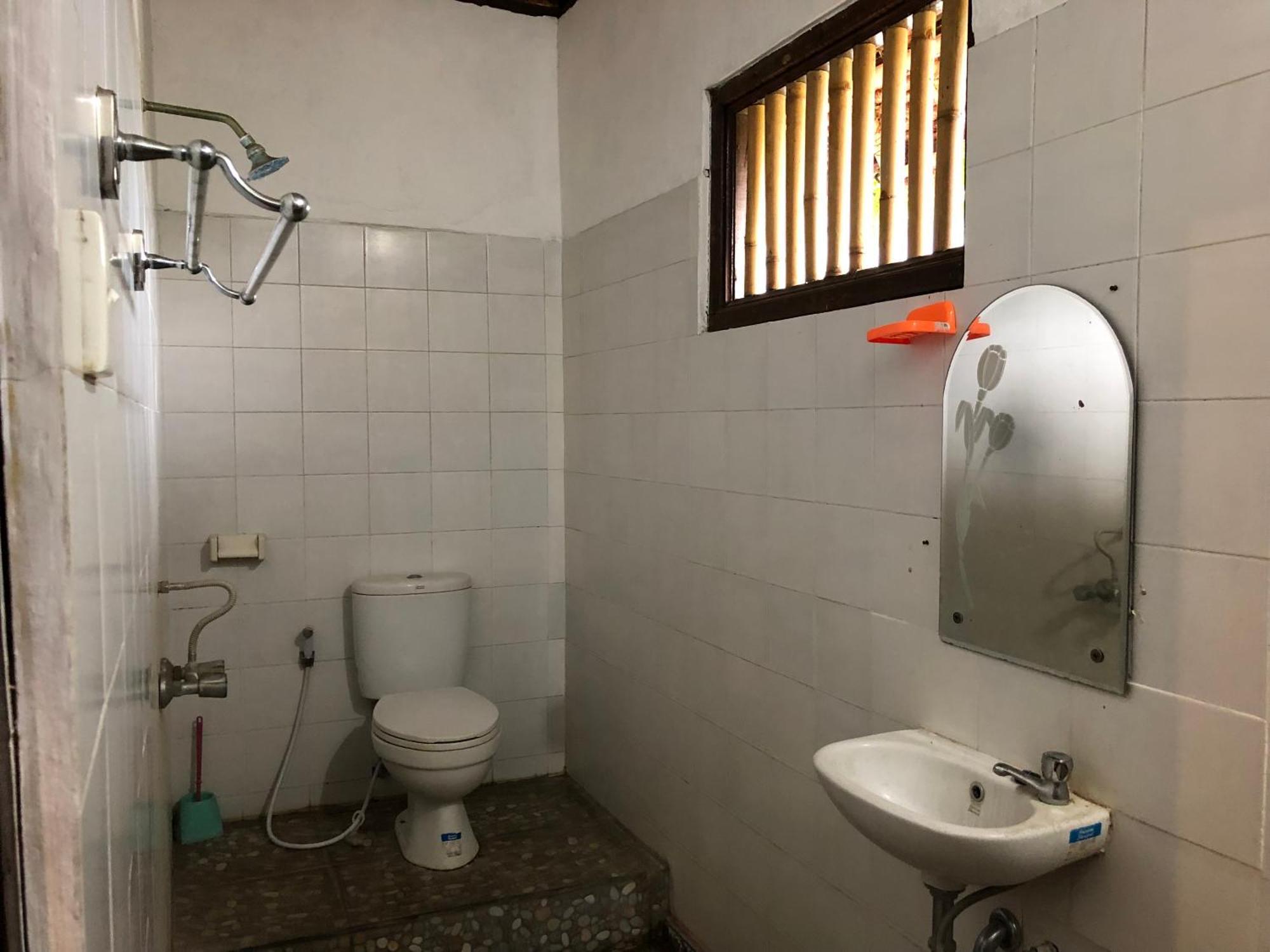 1Bd Guest House In Family Compound1, 15 Minute Walk To Yoga Barn Ubud Extérieur photo