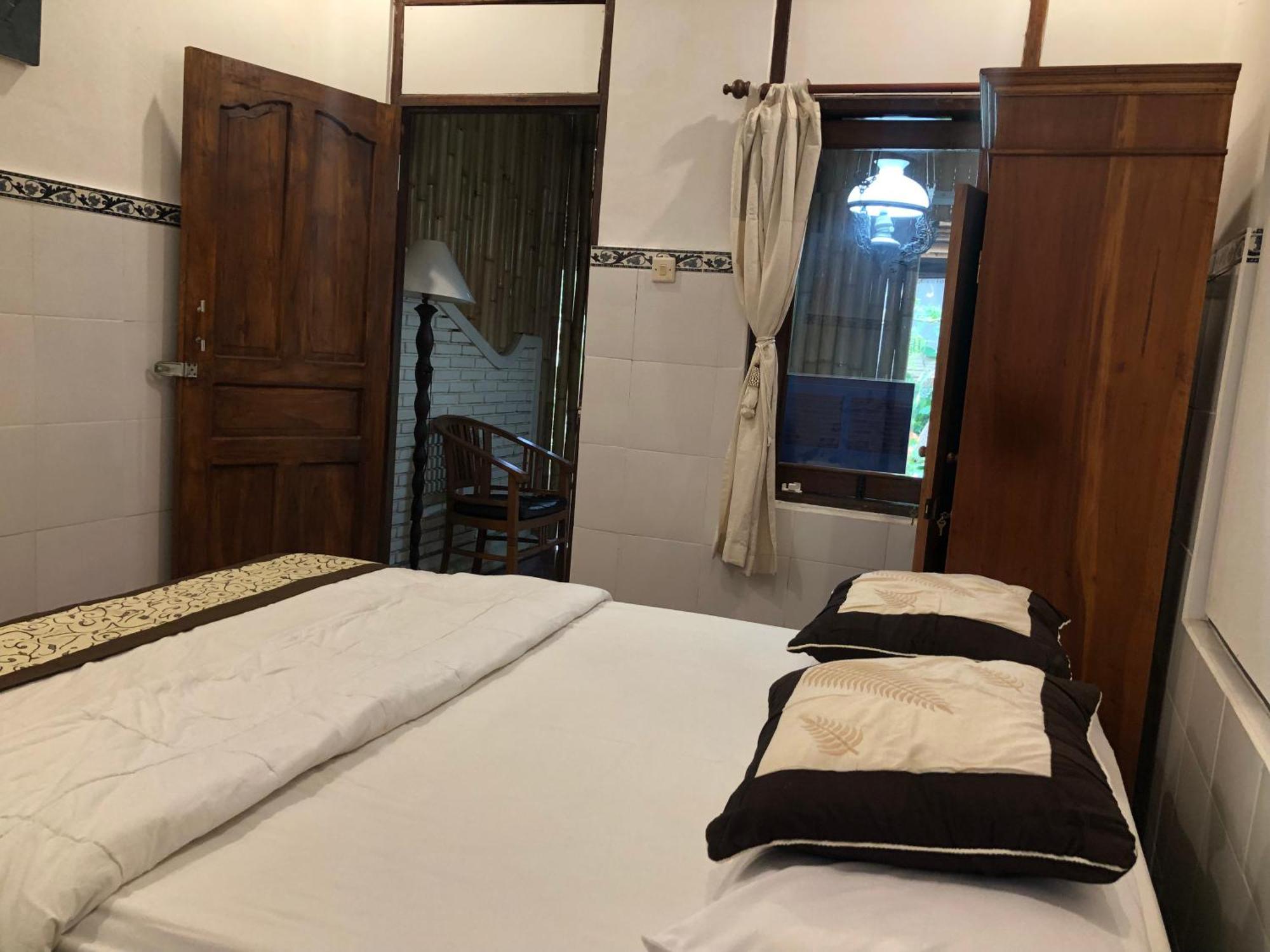 1Bd Guest House In Family Compound1, 15 Minute Walk To Yoga Barn Ubud Extérieur photo
