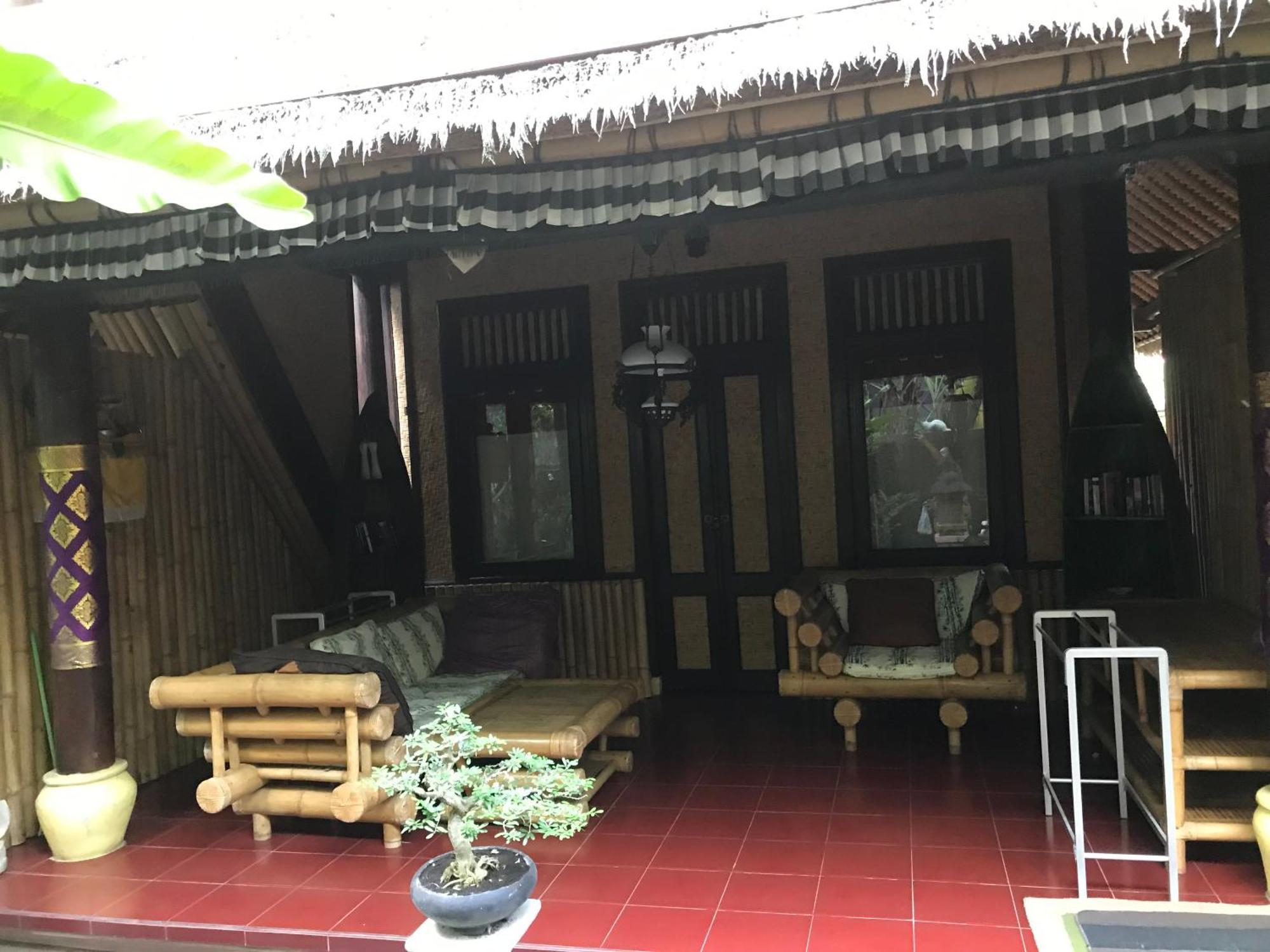 1Bd Guest House In Family Compound1, 15 Minute Walk To Yoga Barn Ubud Extérieur photo